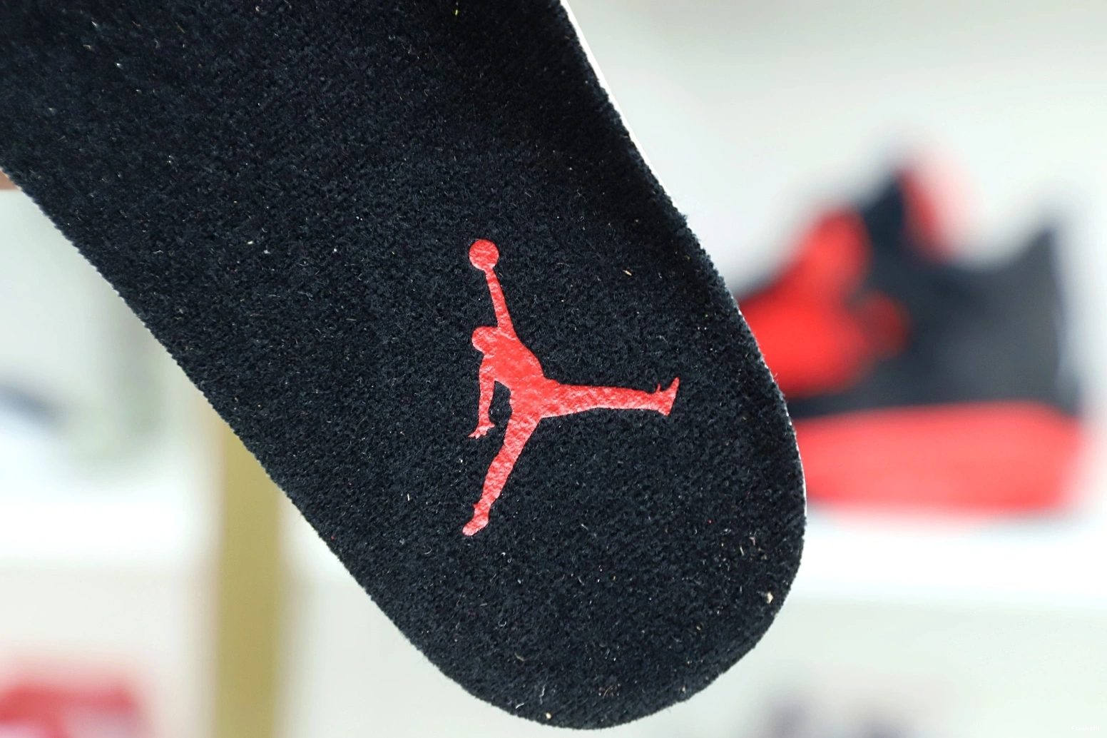 JORDAN RETRO 11 BRED AIR LOW 0310